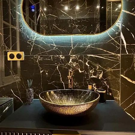 Couette-café Dans Demeure De Caractere