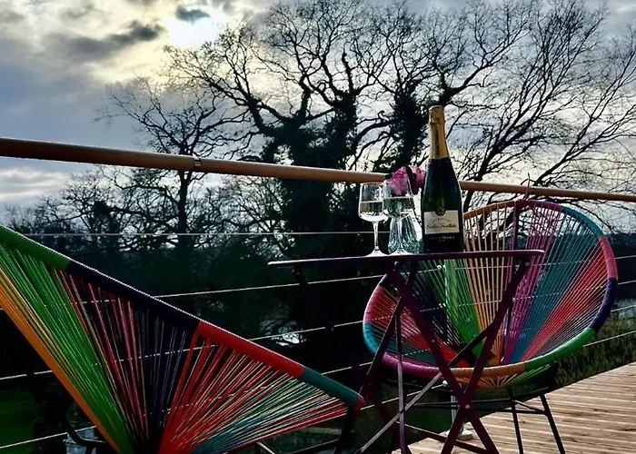 Dans Demeure De Caractere Bed & Breakfast